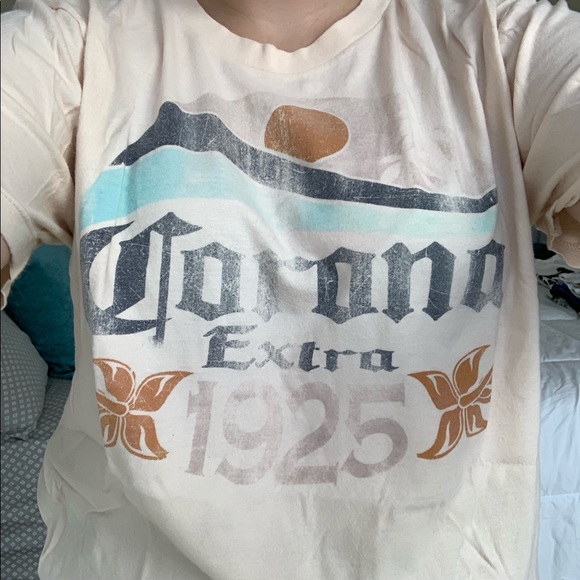 Corona Vintage T-Shirt - Picture 5 of 8